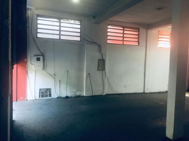 Loja com 164m², para alugar, no bairro Jardim Bonfiglioli em São Paulo