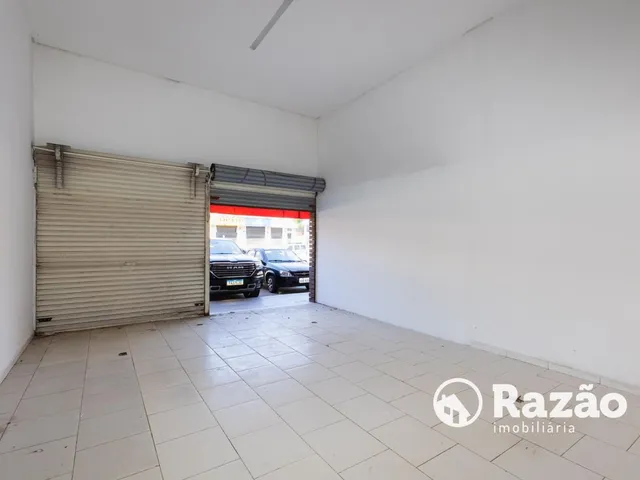Loja para alugar, no bairro Cajuru em Curitiba