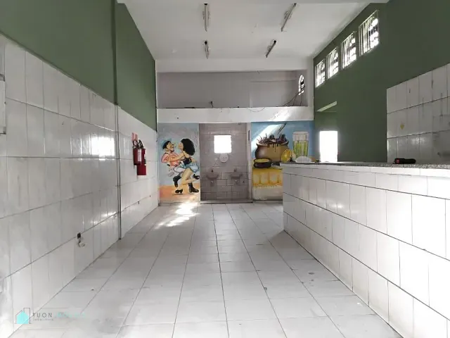 Loja com 80m², para alugar, no bairro Vila Serralheiro em São Paulo