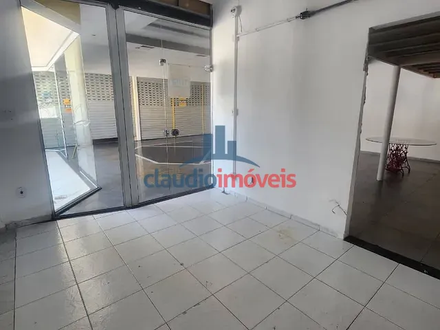 Loja para alugar, no bairro Centro em Barra Mansa