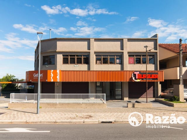 Loja para alugar, no bairro Vista Alegre em Curitiba