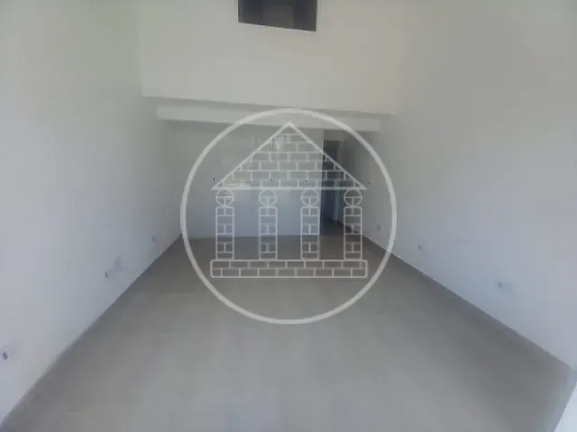 Loja com 21m², para alugar, no bairro Vila das Belezas em São Paulo