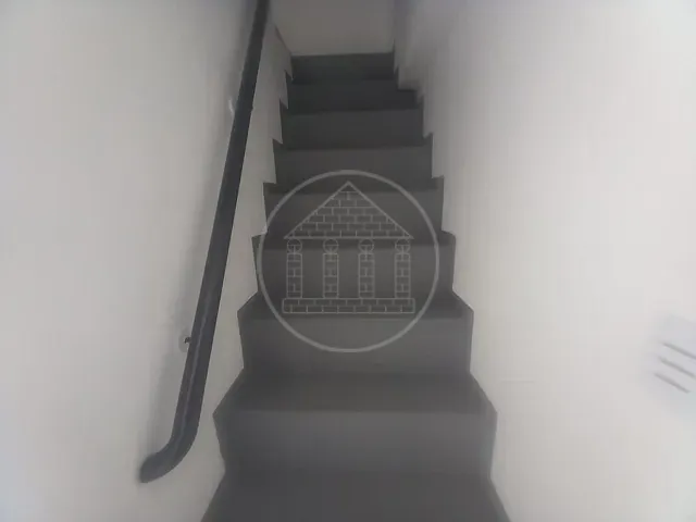 Loja com 21m², para alugar, no bairro Vila das Belezas em São Paulo