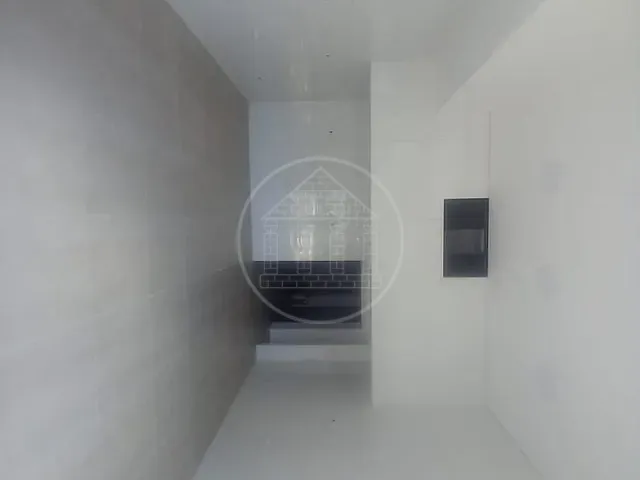 Loja com 21m², para alugar, no bairro Vila das Belezas em São Paulo