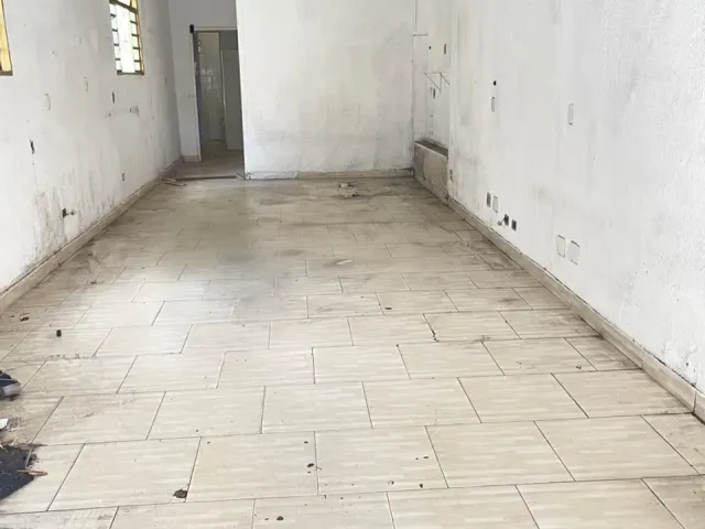 Loja com 84m², para alugar, no bairro Cambuci em São Paulo