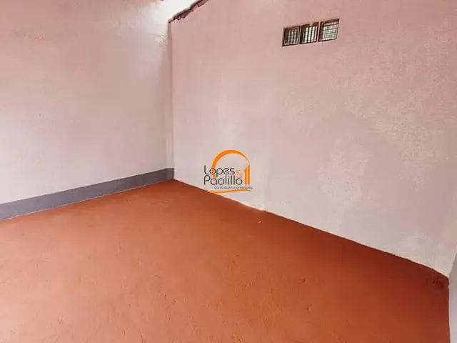 Loja com 330m², para alugar, no bairro Alvinópolis em Atibaia