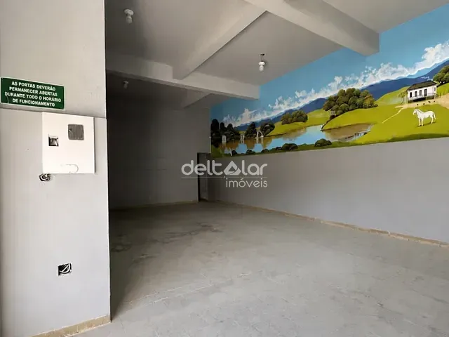 Loja com 100m², para alugar, no bairro Carlos Prates em Belo Horizonte