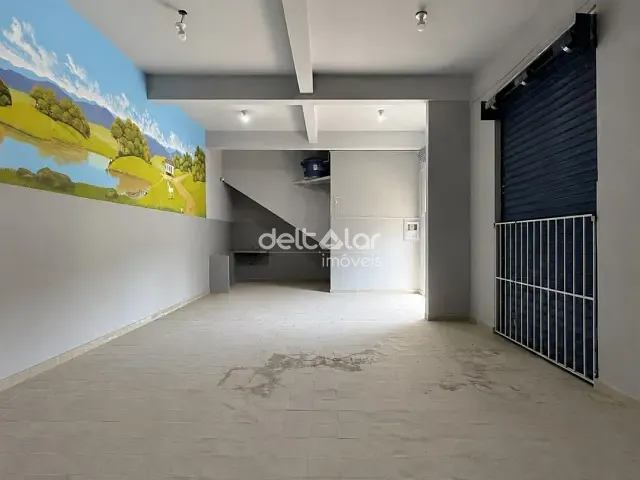 Loja com 100m², para alugar, no bairro Carlos Prates em Belo Horizonte