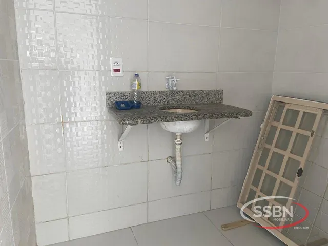 Loja à venda ou para alugar, no bairro Centro em Nova Odessa