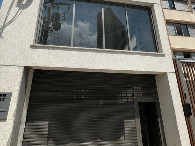 Loja com 250m², à venda ou para alugar, no bairro Vila Romana em São Paulo