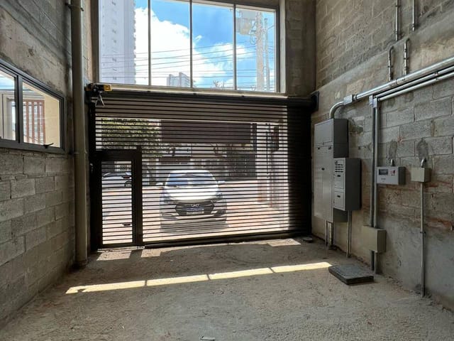 Loja com 250m², à venda ou para alugar, no bairro Vila Romana em São Paulo