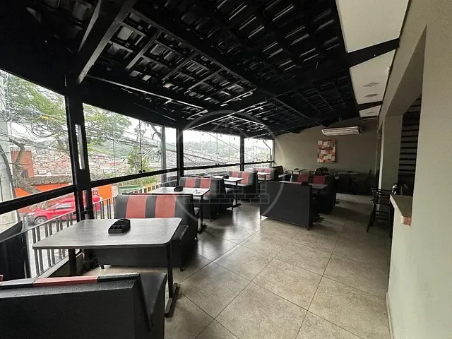 Loja com 120m², para alugar, no bairro Jardim das Flores em São Paulo