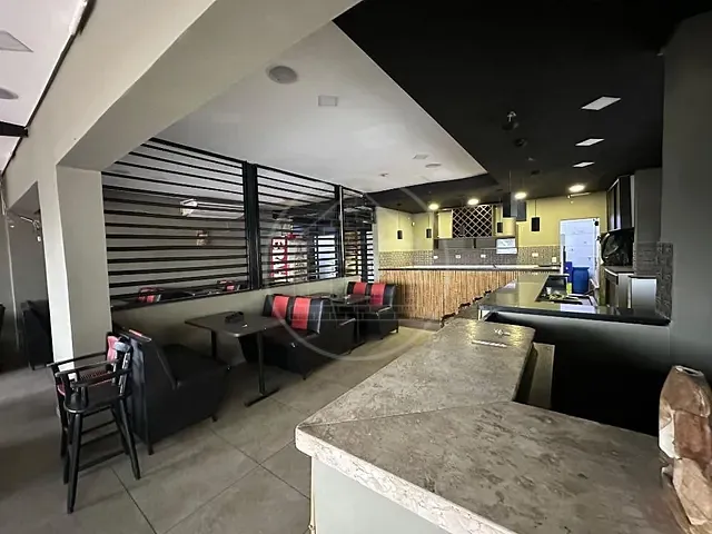 Loja com 120m², para alugar, no bairro Jardim das Flores em São Paulo