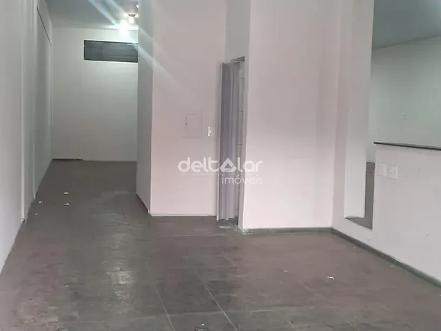 Loja com 48m², para alugar, no bairro São João Batista (Venda Nova) em Belo Horizonte