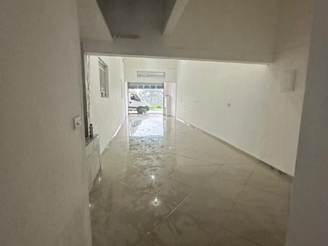 Loja com 100m², para alugar, no bairro Jardim dos Ipês em Cotia