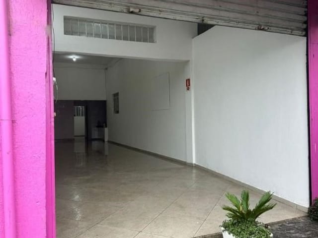 Loja com 100m², para alugar, no bairro Jardim dos Ipês em Cotia