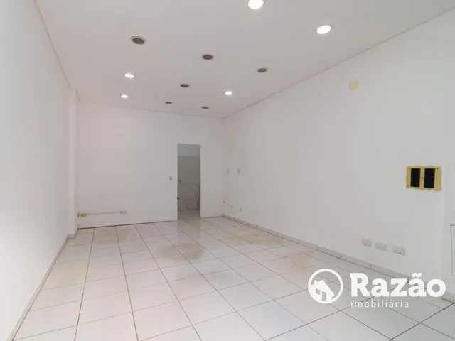 Loja para alugar, no bairro Centro em Curitiba