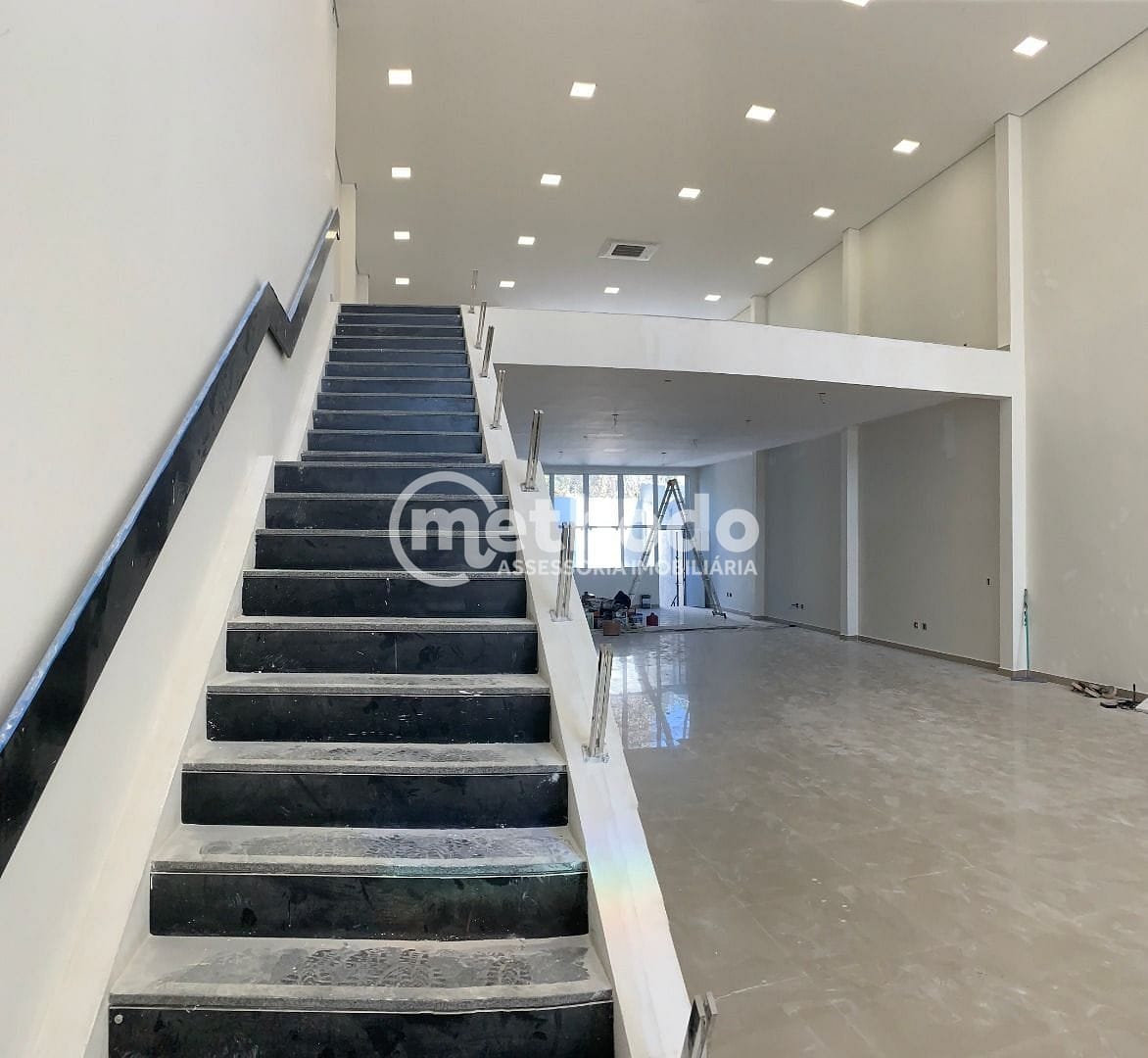 Loja-Salão, 706 m² - Foto 2