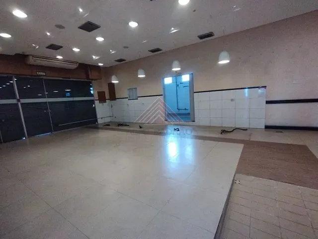 Loja com 700m², para alugar, no bairro Vila Bocaina em Mauá