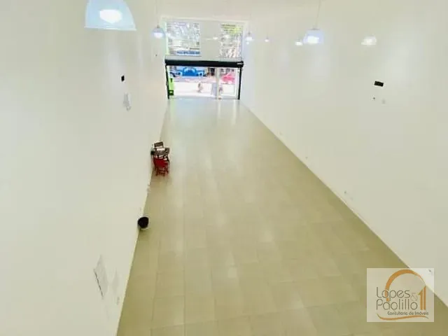 Loja com 296m², para alugar, no bairro Centro em Atibaia
