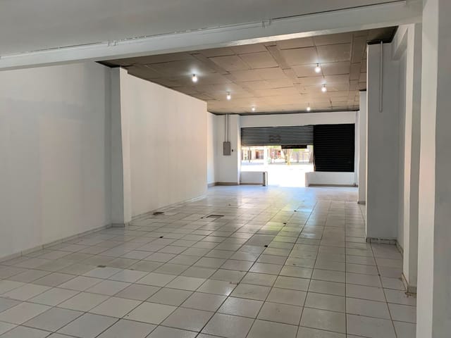 Loja com 625m², para alugar, no bairro Pinheiros em São Paulo