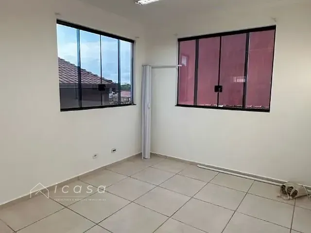 Loja com 467m², à venda, no bairro Jardim Satélite em São José dos Campos