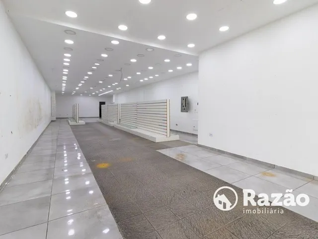 Loja para alugar, no bairro Centro em Curitiba