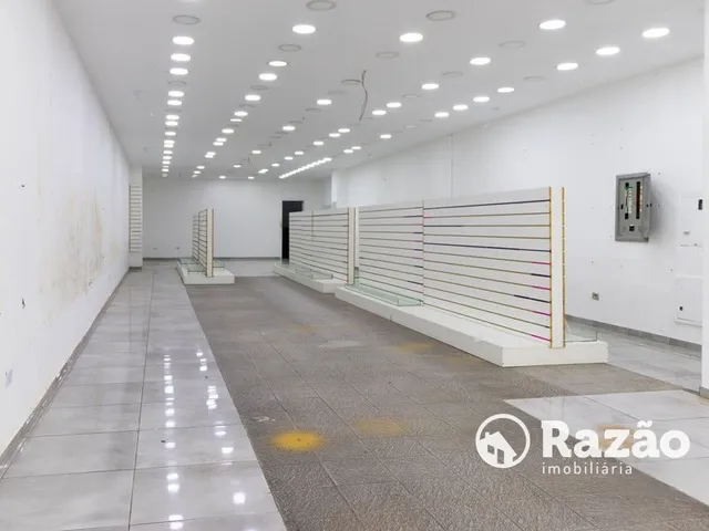 Loja para alugar, no bairro Centro em Curitiba