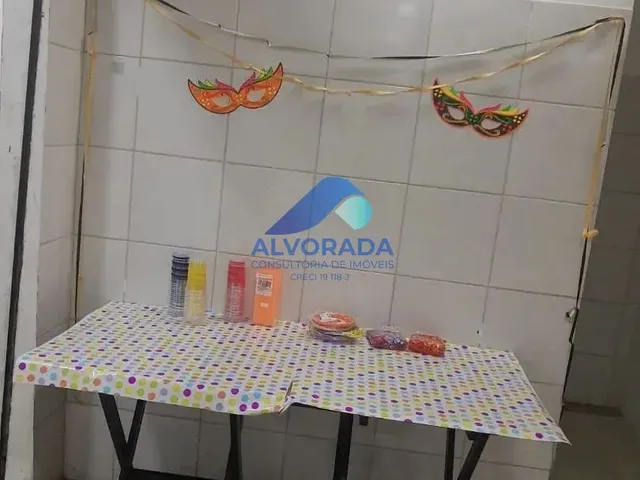 Loja com 10m², para alugar, no bairro Parque dos Ipês em São José Dos Campos
