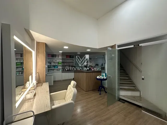 Loja com 96m², à venda, no bairro Santa Lúcia em Vitória