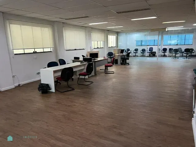 Loja com 220m², para alugar, no bairro Itaberaba em São Paulo