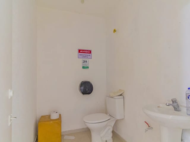 Loja com 33m², para alugar, no bairro República em São Paulo