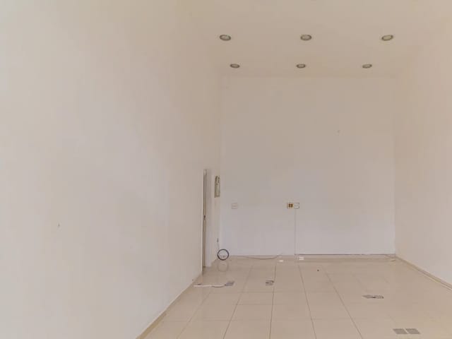 Loja com 33m², para alugar, no bairro República em São Paulo