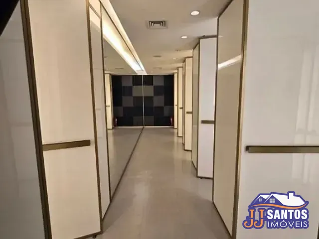 Loja com 300m², à venda, no bairro Brás em São Paulo
