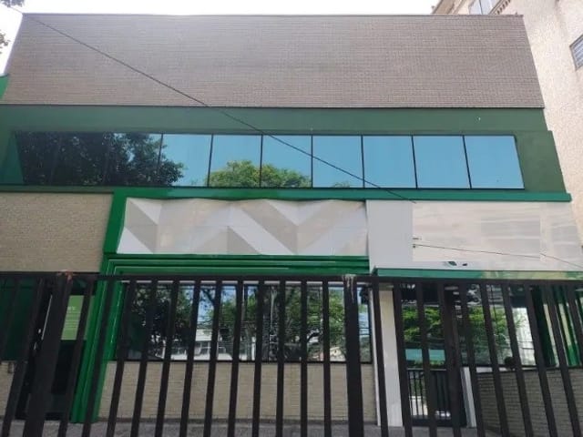 Loja com 200m², para alugar, no bairro Vila Monumento em São Paulo
