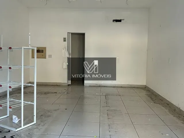 Loja para alugar, no bairro Enseada do Suá em Vitória