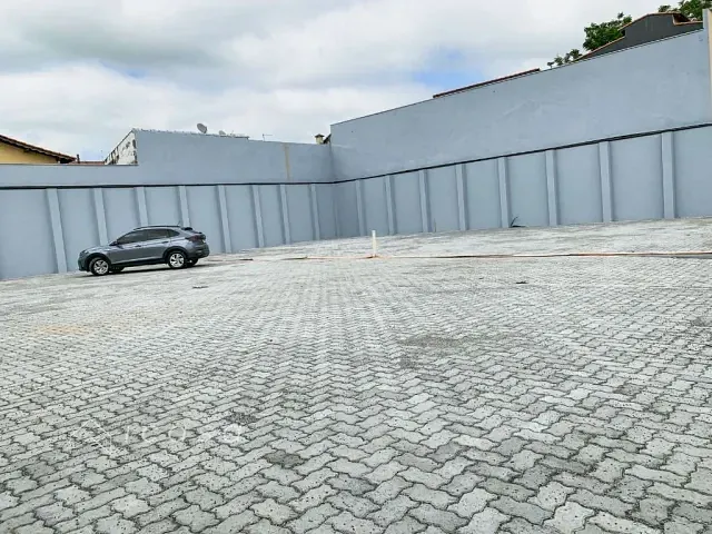 Loja com 625m², para alugar, no bairro Jardim Maria Cândida em Caçapava