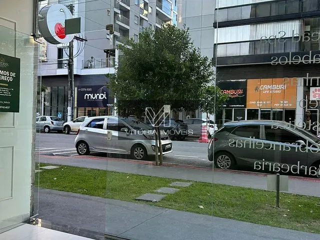 Loja para alugar, no bairro Jardim Camburi em Vitória