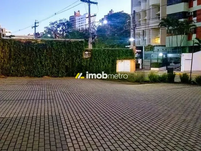 Loja com 725m², para alugar, no bairro Cambuí em Campinas