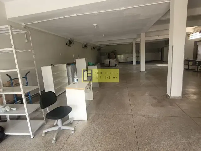 Loja com 240m², para alugar, no bairro Vila Ipiranga em São José do Rio Preto