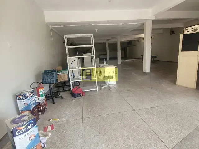 Loja com 240m², para alugar, no bairro Vila Ipiranga em São José do Rio Preto