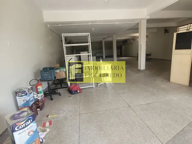 Loja com 240m², para alugar, no bairro Vila Ipiranga em São José do Rio Preto