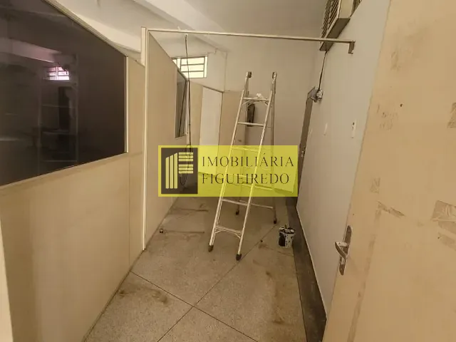 Loja com 240m², para alugar, no bairro Vila Ipiranga em São José do Rio Preto