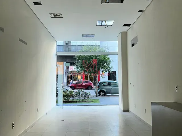 Loja para alugar, no bairro Jardim Camburi em Vitória