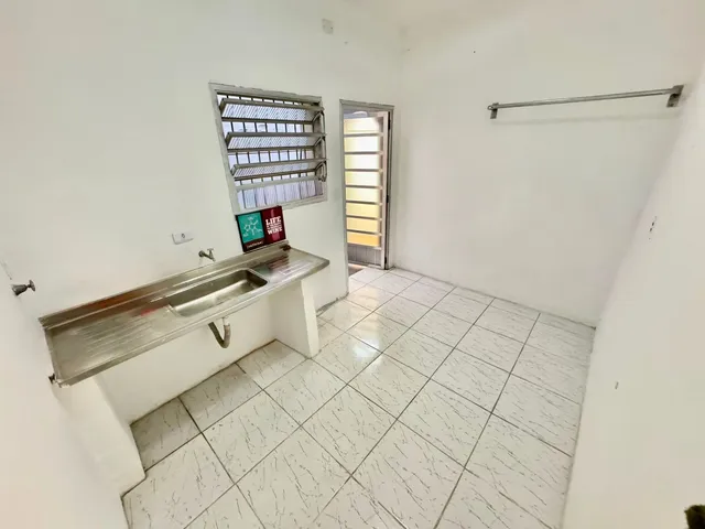 Loja para alugar, no bairro Cambuci em São Paulo