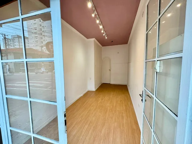 Loja para alugar, no bairro Cambuci em São Paulo