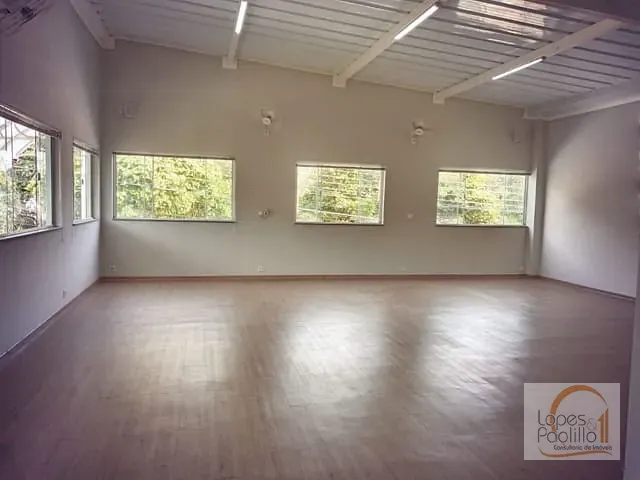 Loja com 72m², para alugar, no bairro Centro em Atibaia