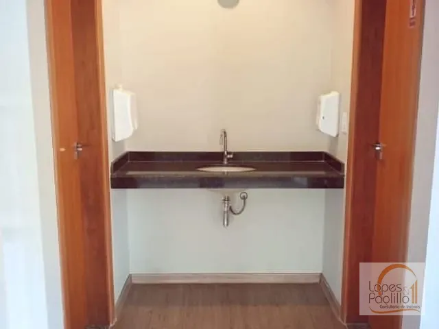 Loja com 72m², para alugar, no bairro Centro em Atibaia