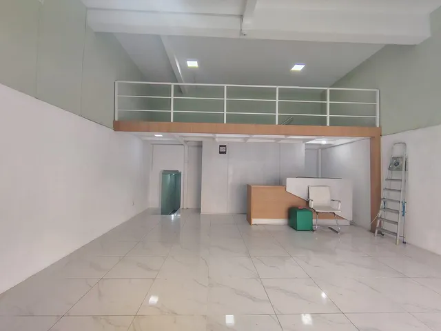Loja para alugar, no bairro Cambuci em São Paulo