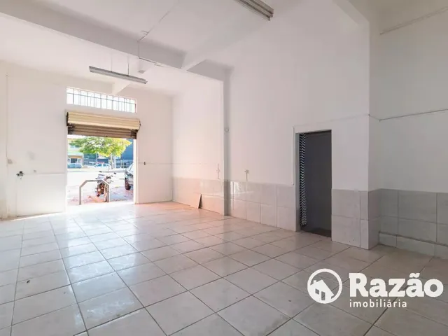 Loja para alugar, no bairro Boqueirão em Curitiba